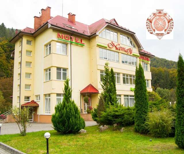 Мотели Motel Natali Podpolzʼye-20