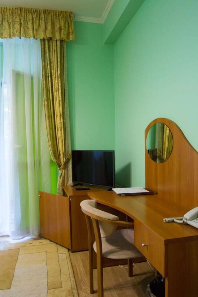 Мотели Motel Natali Podpolzʼye-38